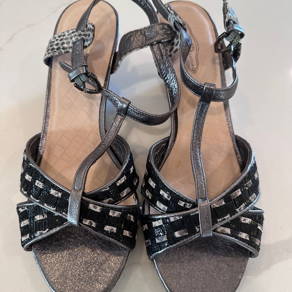 Elliott Lucca Silver and Black Sandals